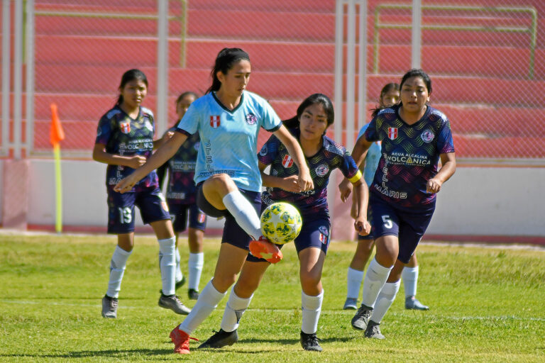 Stella Maris es el líder invicto de la Liga de Cercado tras culminar la primera rueda de competencia.