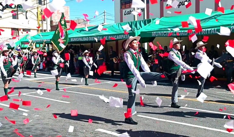 Listos para el desfile escolar “Campeón de Campeones”