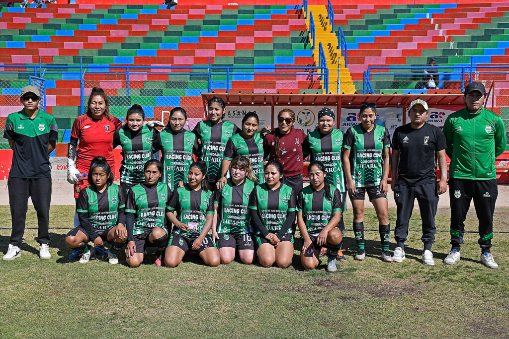 Racing Club superó 2-0 a Hatun Colca. 