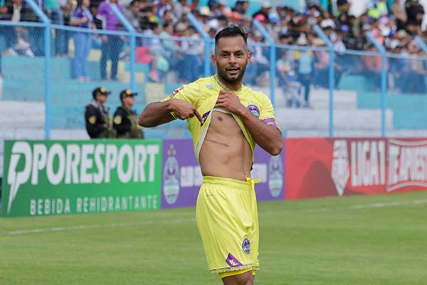 Matías Sen, máximo goleador del equipo de Cutervo. 