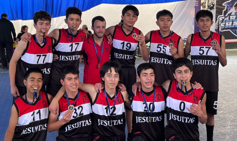 Colegio San José, campeón del básquet masculino en los Juegos Escolares de la UGEL Norte.