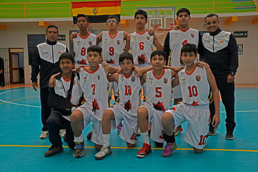 Equipo de Básquet de Santa Clara.