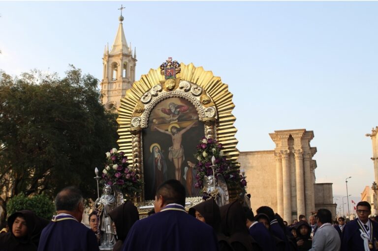 Programa oficial del Señor de los Milagros para octubre 2024 en Arequipa