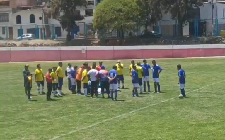 Luto en el fútbol arequipeño: Fallece futbolista durante partido en Mariano Melgar