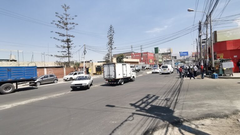 Avenida Jesús obra paralizada. Foto de Gerardo Ramos