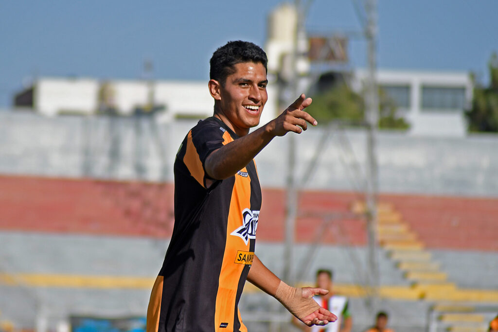 Sebastián Cateriano fue el goleador de FBC Aurora en la temporada 2024. 