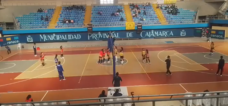 Selección de Cayma disputará los play-offs por el quinto lugar del Campeonato Nacional de Vóleibol Femenino Sub-17 en Cajamarca.