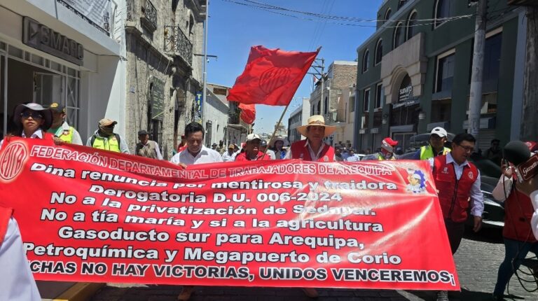 FDTA marchó contra la inseguridad y exige aumento del salario mínimo