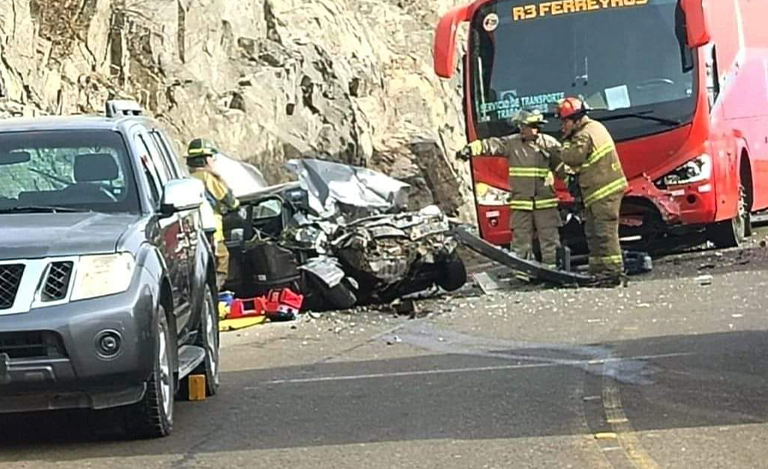 accidente Cerro Verde, choque bus Línea, heridos niño Arequipa, vía Cerro Verde,