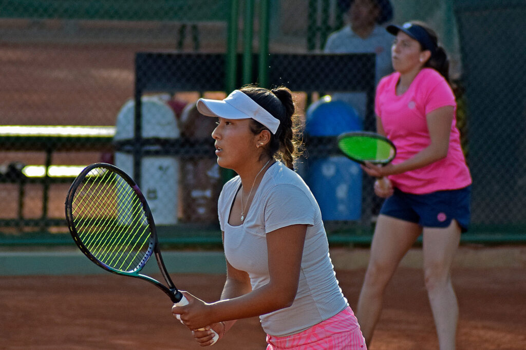 Romina Ccuno y Fernanda Labraña en 2023, en Arequipa.