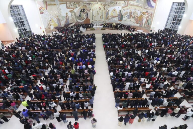 Más de 8 mil jóvenes celebraron la Fiesta Juvenil de la Fe en el Santuario de la Virgen de Chapi