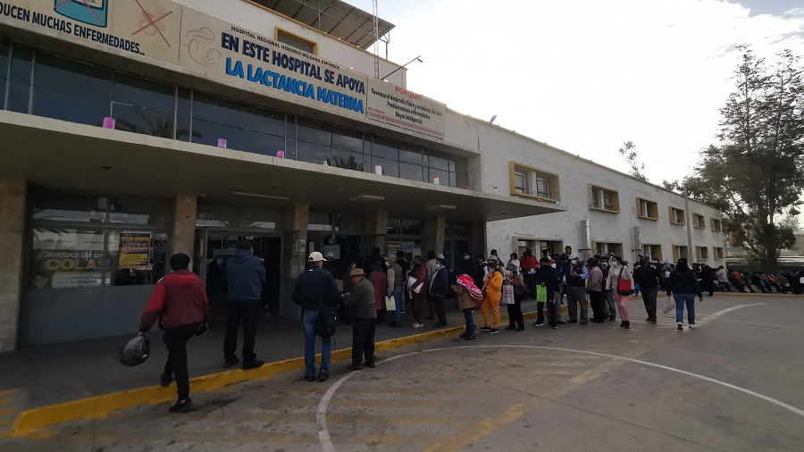 Pacientes sin citas. Foto de Gerardo Ramos