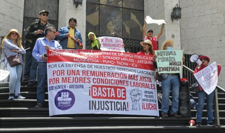 Defensores públicos protestan por sobrecarga laboral y discriminación salarial