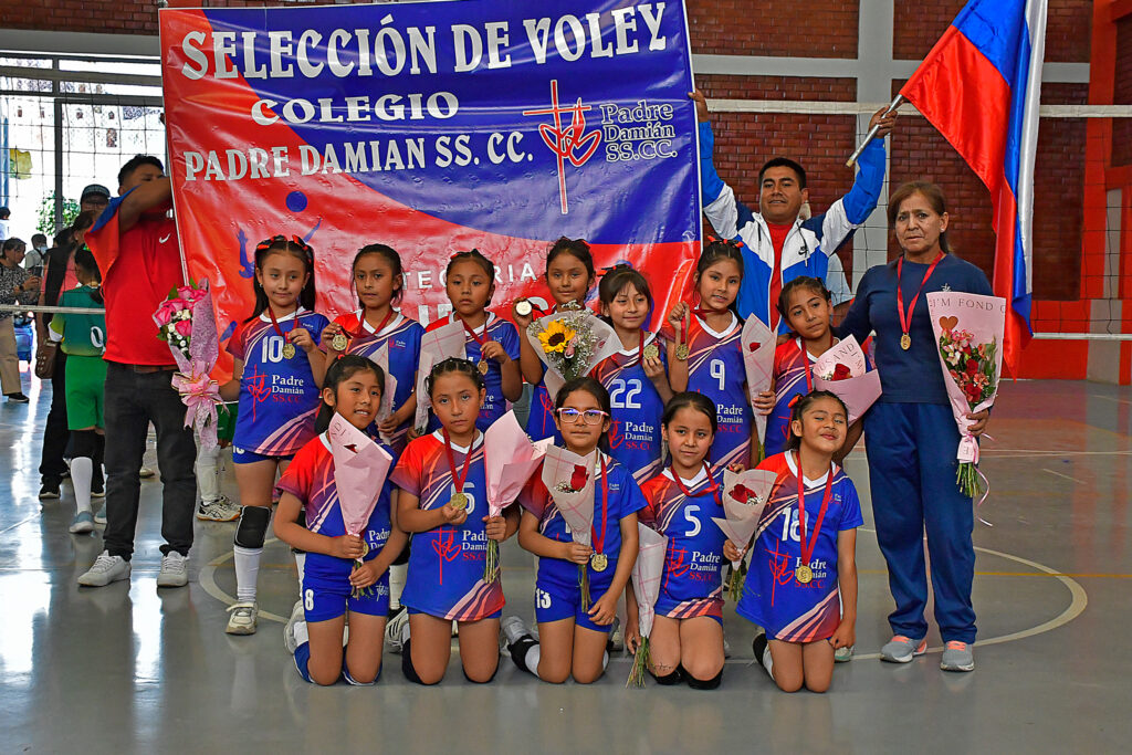 Padre Damián se consagró campeón del vóleibol femenino, por la categoría infantil A de los Juegos CODECOA, tras una emocionante final en el Coliseo La Chavela.