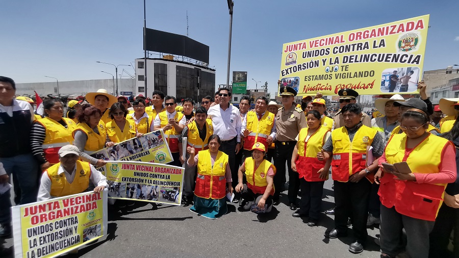 Juntas-vecinales-Avelino-Caceres-comerciantes.-Foto-de-gerardo-ramos