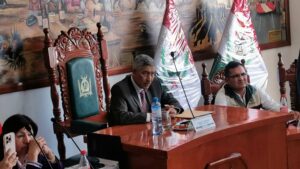 Vacancia-alcalde-de-cerro-colorado-Manuel-Vera.-Foto-de-Gerardo-Ramos