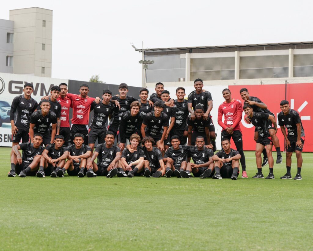 Gian Carlo García entrenando en la VIDENA con la Selección Sub-20. 