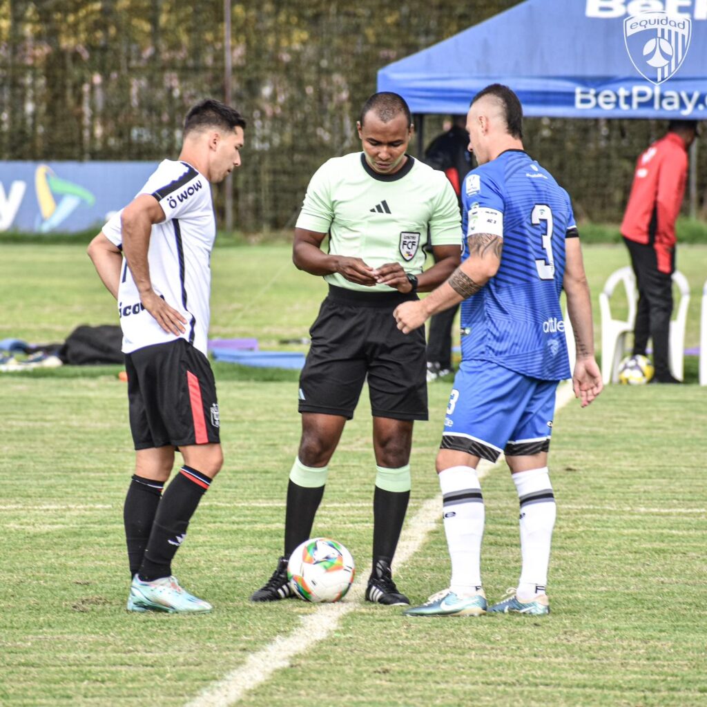 Tomás Martínez fue uno de los referentes en la oncena ´Rojinegra' en su primer examen de la pretemporada. 