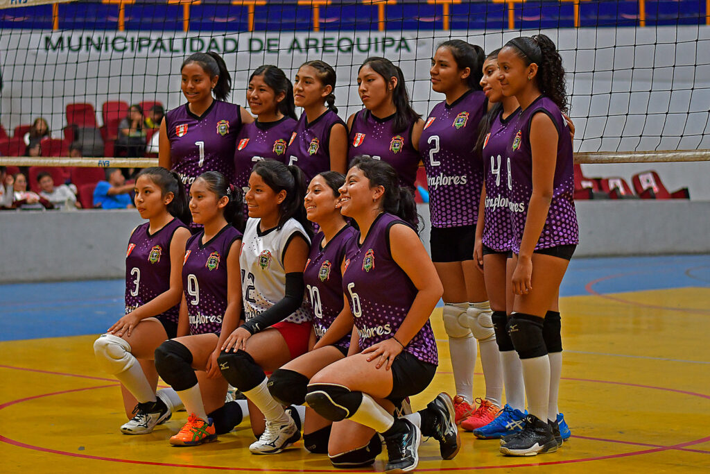 Selección U-15 de Miraflores dirigida por Edwin Calizaya.