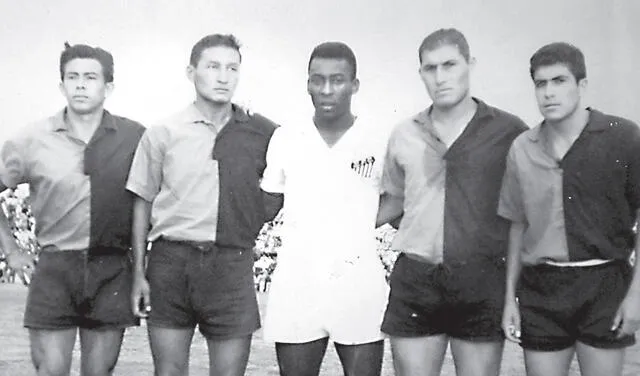 Un día como hoy, 06 de febrero, pero del 1966, 'O Rei' Pelé visitó Arequipa con el Santos de Brasil para enfrentar a FBC Melgar.