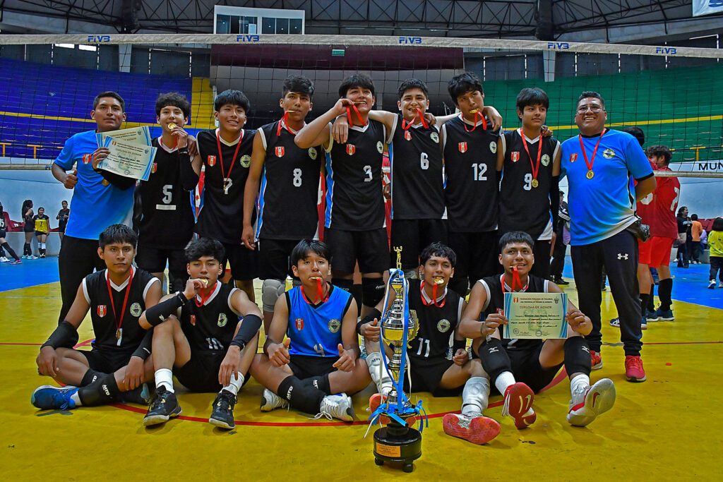 Arequipa clasificó al Campeonato Nacional U-15 tras coronarse en la Liga Provincial de Vóleibol Masculino, conoce aquí más detalles.