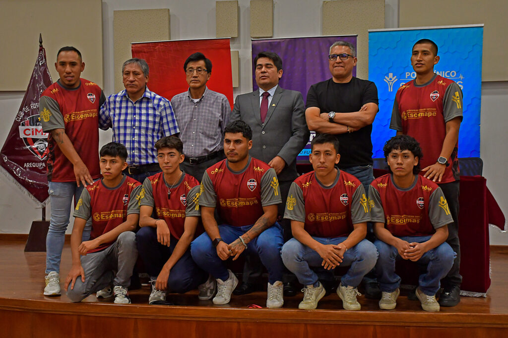 CIMAC FC presentó a su plantel de cara a lo que será su primera participación en la Liga Distrital de Fútbol de Paucarpata.