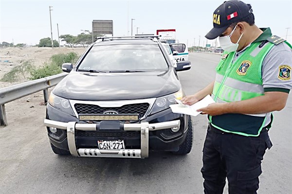 Capturan a banda que robó mineral haciéndose pasar por policías