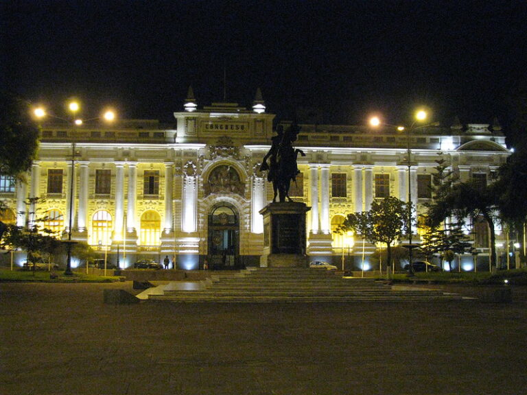 Congreso comprará edificio por $13.5 millones para oficinas de senadores