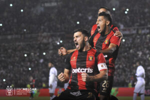 ¡Felices 110 años FBC Melgar! Más de un siglo de lucha, entrega y triunfos que han hecho del ‘Dominó’ un referente del fútbol peruano.