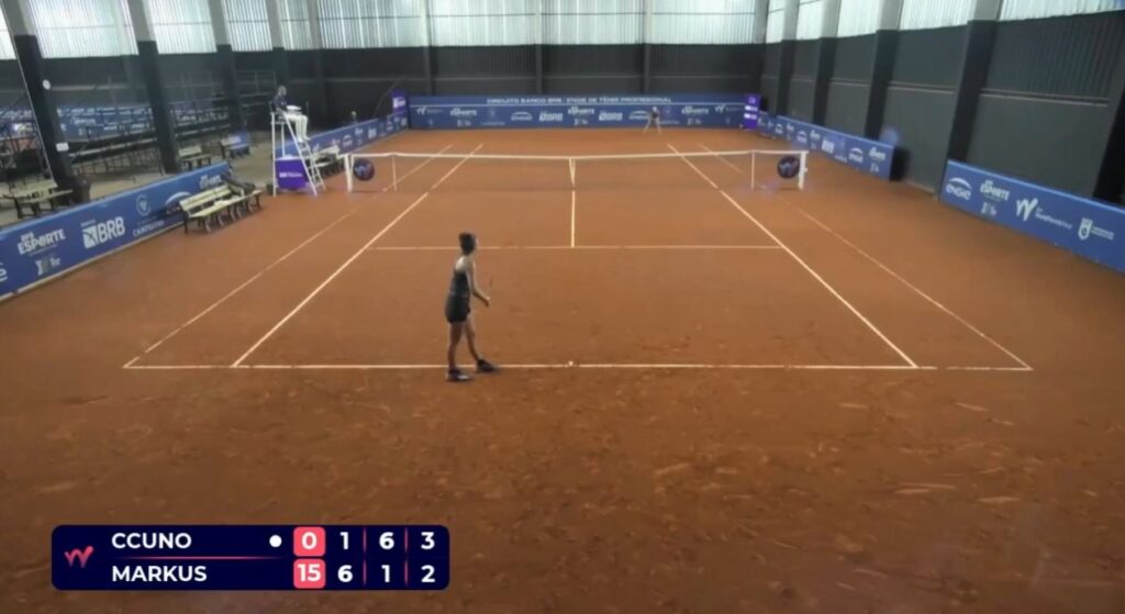 Romina Ccuno, destacada tenista arequipeña, compitiendo en el ITF W50 de Vacaría, en Brasil. 