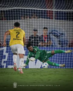 FBC Melgar no pudo en La Nueva Olla de Asunción y cayó 4-2 ante Cerro Porteño por la Fase 3 de la CONMEBOL Libertadores.