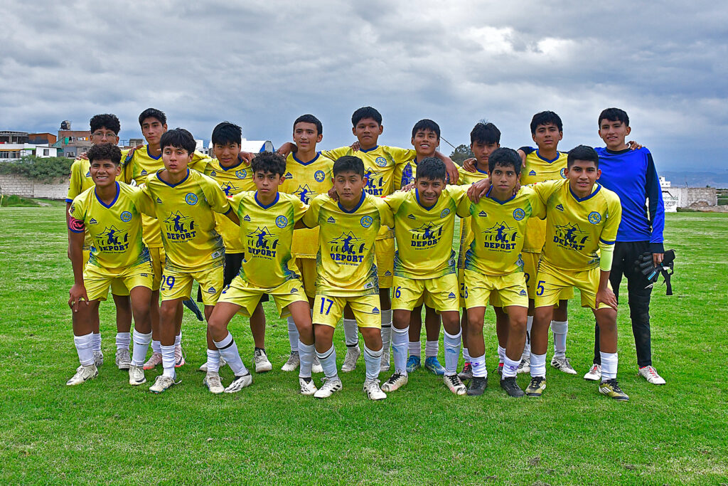 Deport Center y Social América comparten la cima de la Liga Distrital de Fútbol de Cerro Colorado.