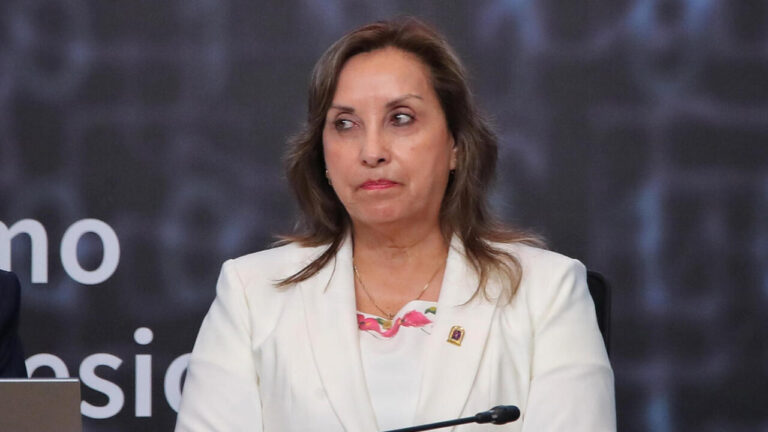 Boluarte sobre sus opositores: “Me han hecho la vida a cuadritos”