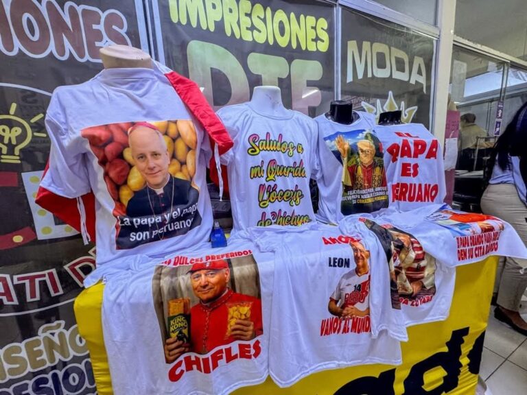 La fiebre por León XIV en Gamarra: creatividad peruana rinde homenaje al nuevo Papa