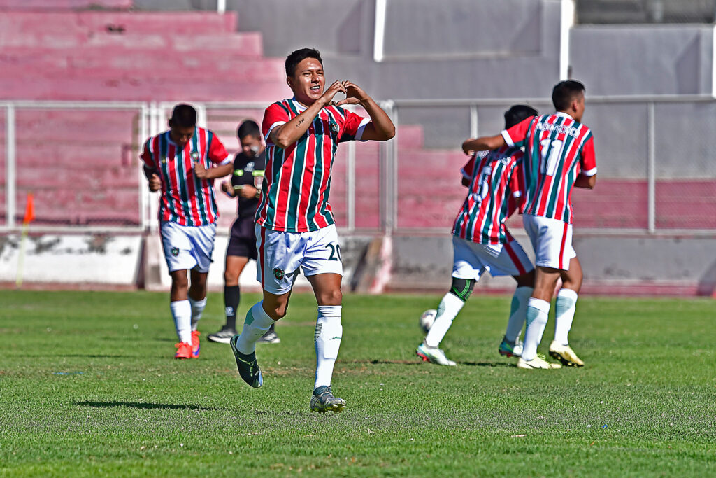 Unión Pacífico goleó a Independiente de Vítor.