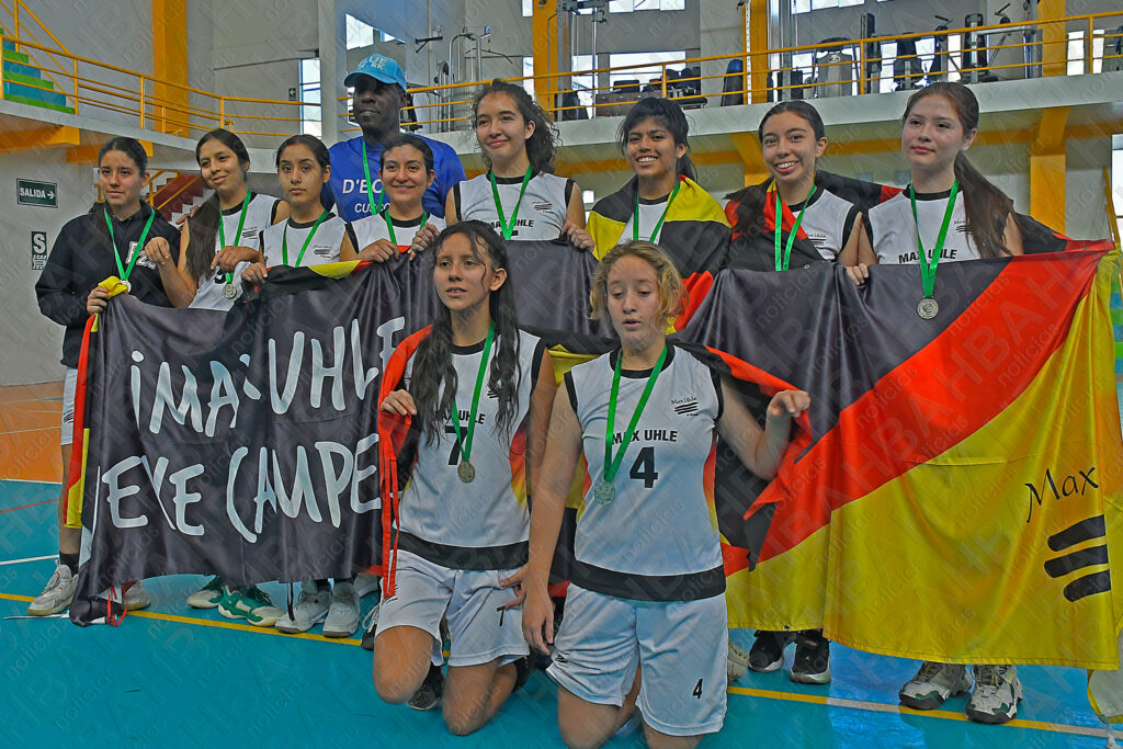 Max Uhle repitió en el segundo lugar del básquet femenino, por la categoría Mayores, de los Juegos Deportivos de CODECOA. 