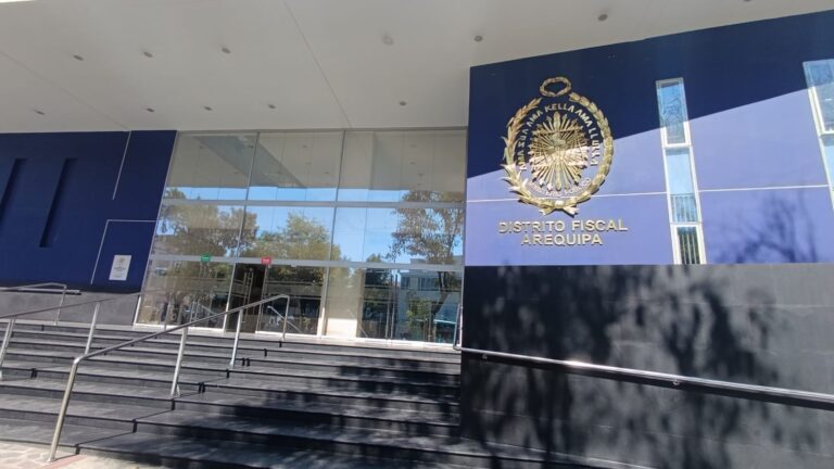 Detienen a fiscal por cobrar coima de S/500 para favorecer a litigante en proceso judicial