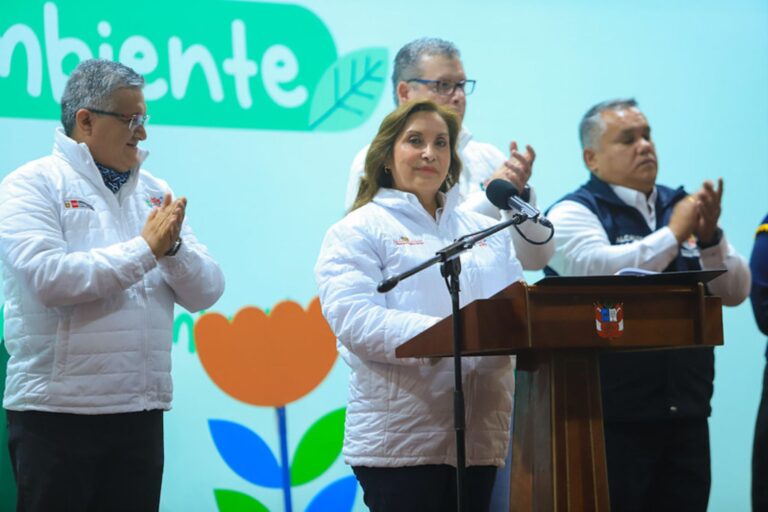 Dina Boluarte agradece al Congreso por autorizar su viaje a Francia