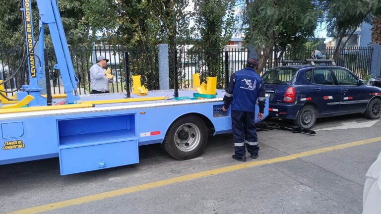 VIDEO: ¡Atención! Las grúas volvieron a las calles y operarán las 24 horas