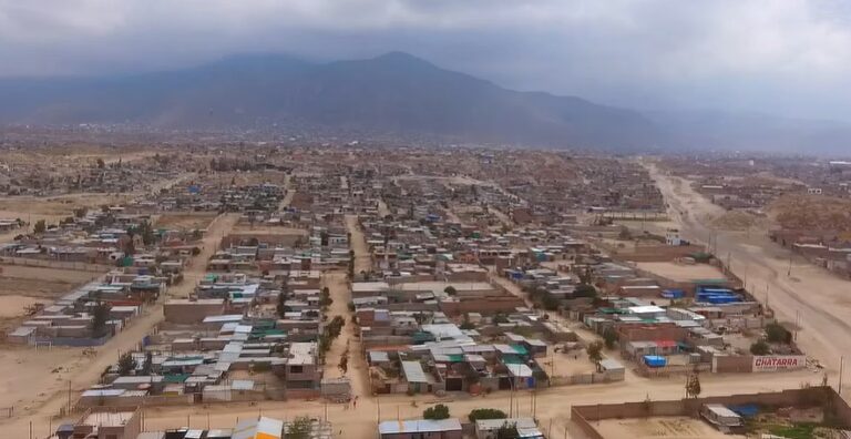VIDEO: Más de 60 mil familias viven sin agua ni luz en Arequipa