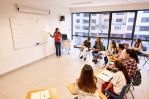 El BRITÁNICO ofrece becas de excelencia para estudiar inglés en Londres