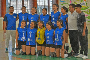 Mayor Mendel y La Salle disputarán la final del vóleibol femenino, por la categoría C, de los Juegos Escolares del cercado de Arequipa.