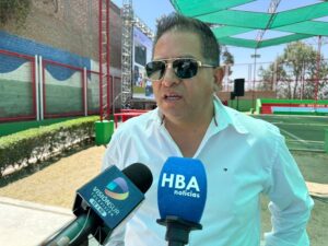 Juan Carlos Linares, alcalde de Cayma