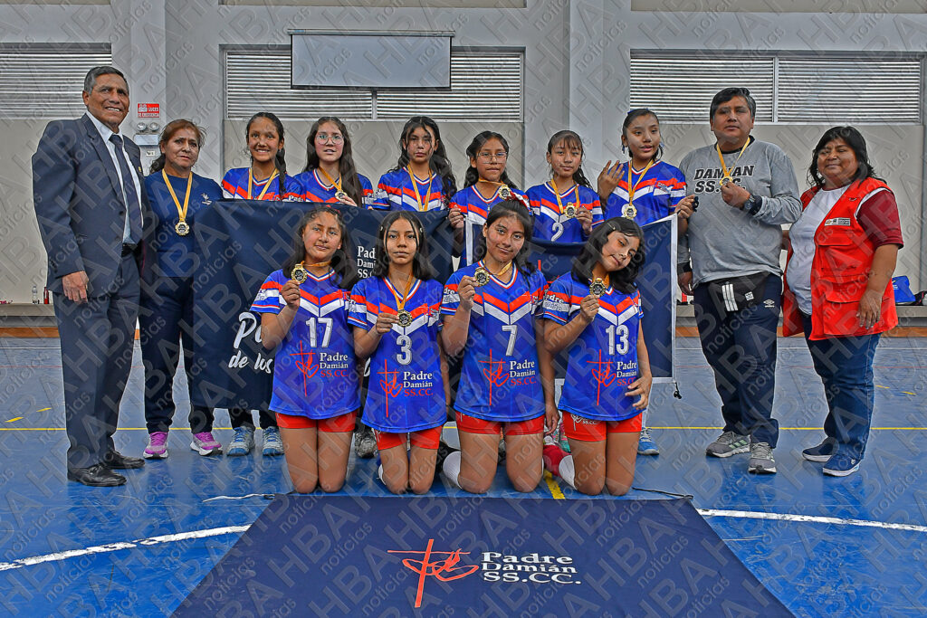 Padre Damián se consagró campeón del vóleibol femenino, por la categoría A, de los Juegos Escolares de La UGEL Norte.