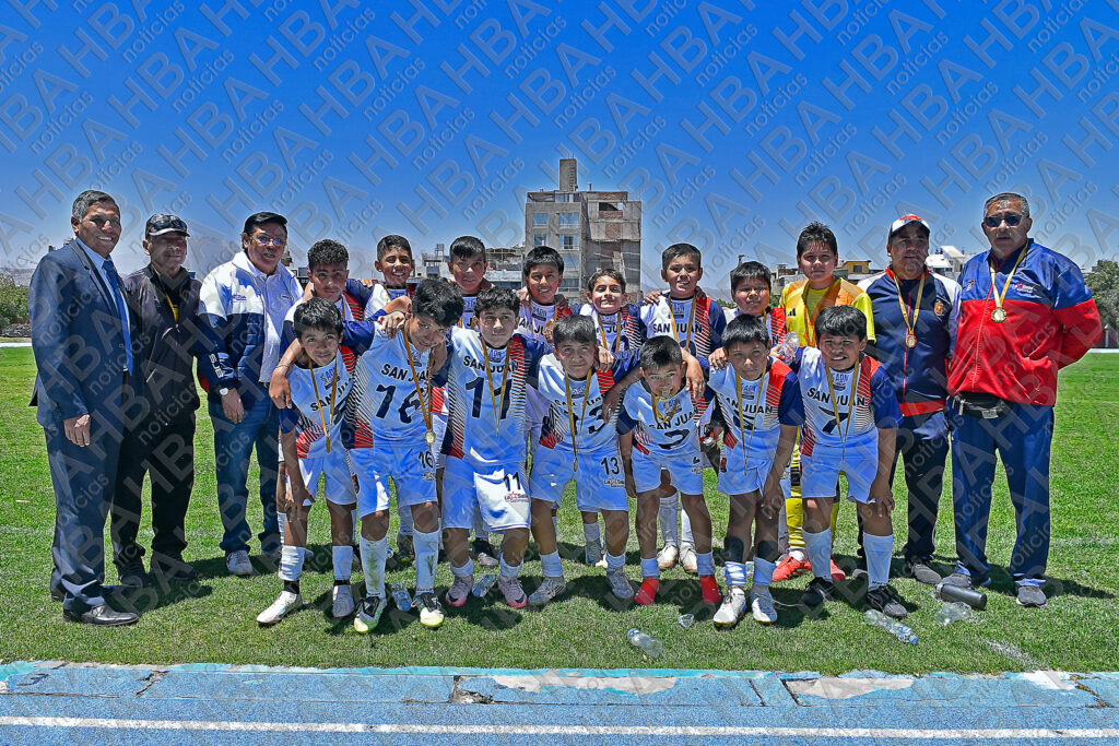 San Juan Bautista de La Salle se coronó campeón del fútbol masculino, por la cateogría A, de los Juegos Escolares de la UGEL Norte.