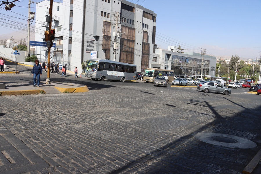 Cambio de adoquinado en avenida Ejército Yanahuara