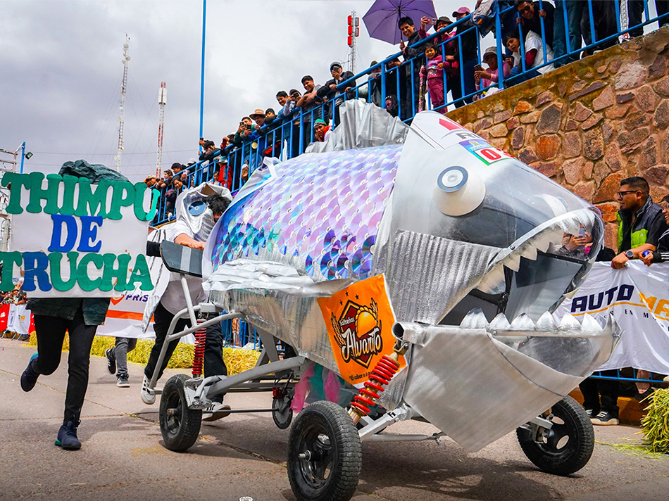 Carros Locos por el aniversario de Juliaca