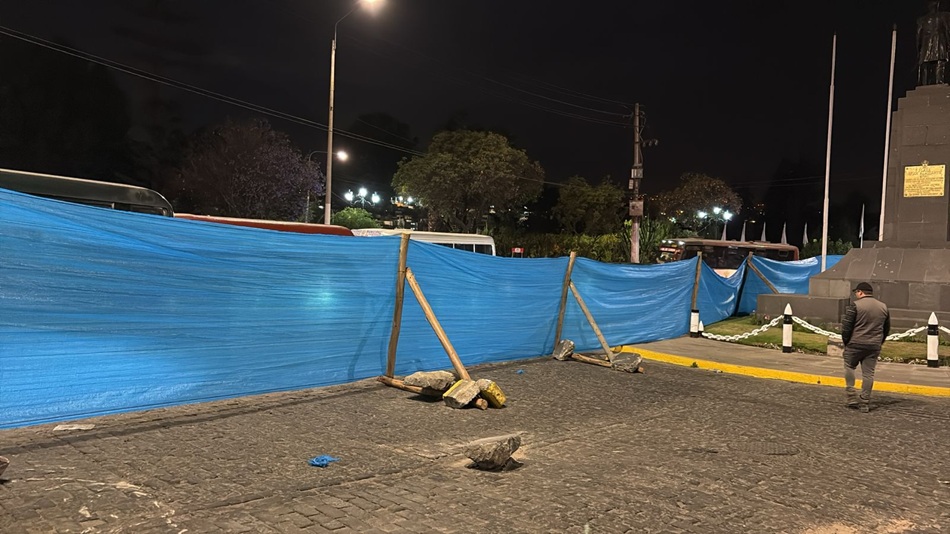 Cierre parcial del óvalo Grau