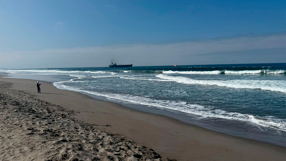 Personal de Geresa inspecciona playas de Islay previo al verano 2025