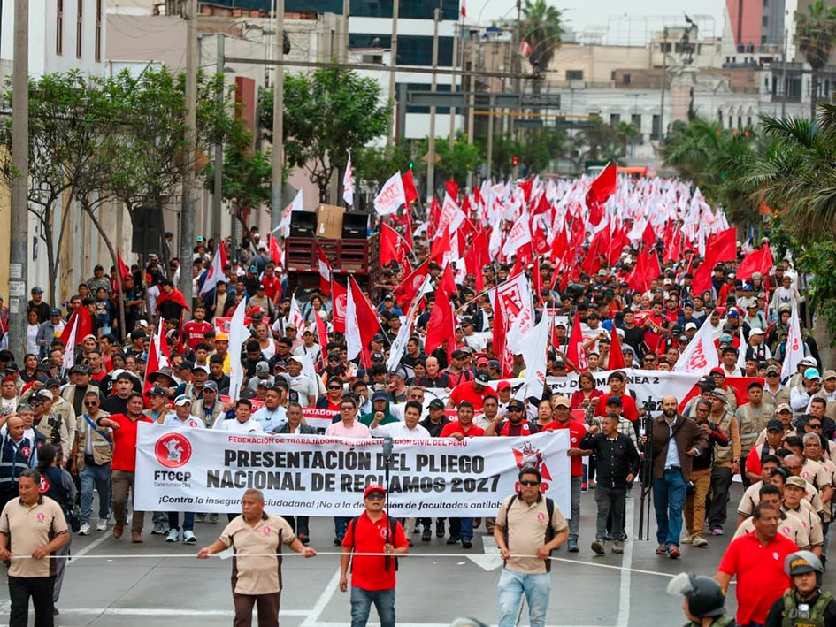 trabajadores de construcción civil
